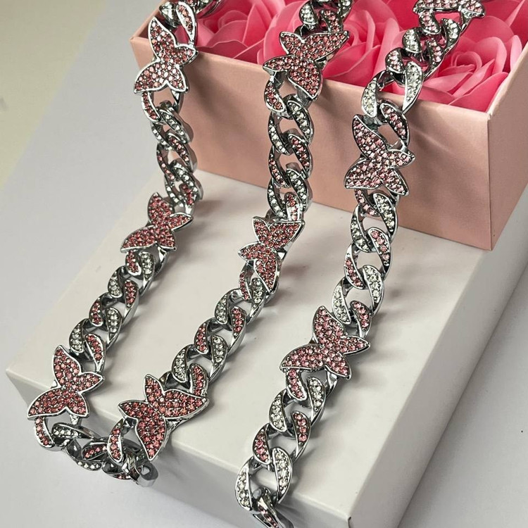 دستبند و گردنبند زنانه طرح کارتیر Cartier و پروانه رنگ ثابت با کیفیت بالا کد zel (پس کرایه)