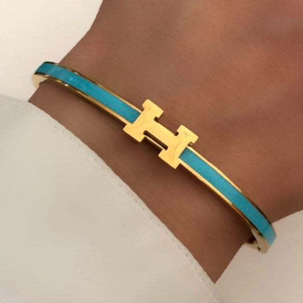 دستبند اسپرت طرح هرمس Hermes رنگ کاملا ثابت کد zsm (پس کرایه)