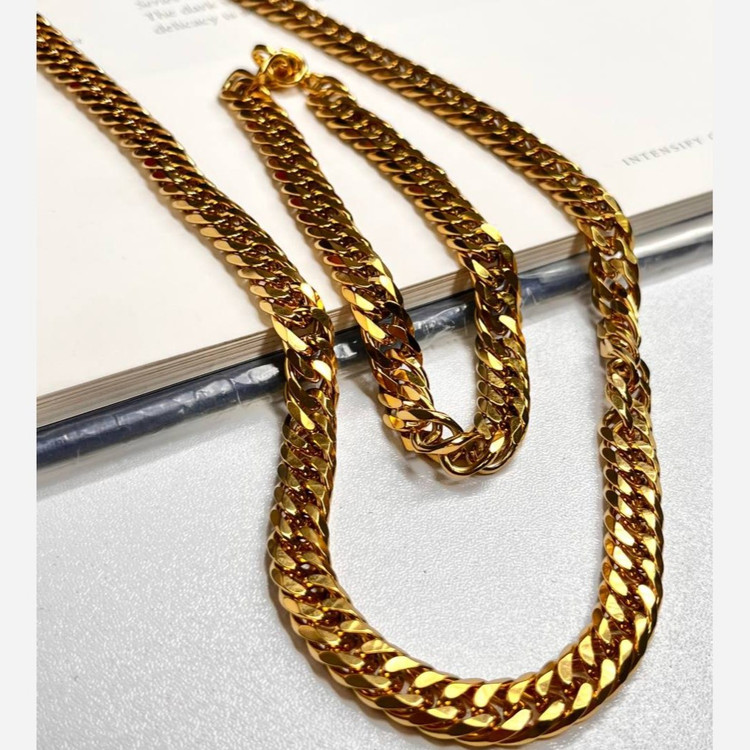 ست گردنبند و دستبند مردانه مدل کارتیر Cartier جنس استیل عیار 316 رنگ کاملا ثابت کد ztk (پس کرایه)