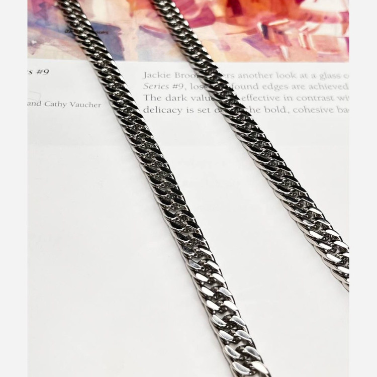 گردنبند مردانه مدل کارتیه Cartier جنس استیل عیار 316 رنگ کاملا ثابت کد ztk (پس کرایه)