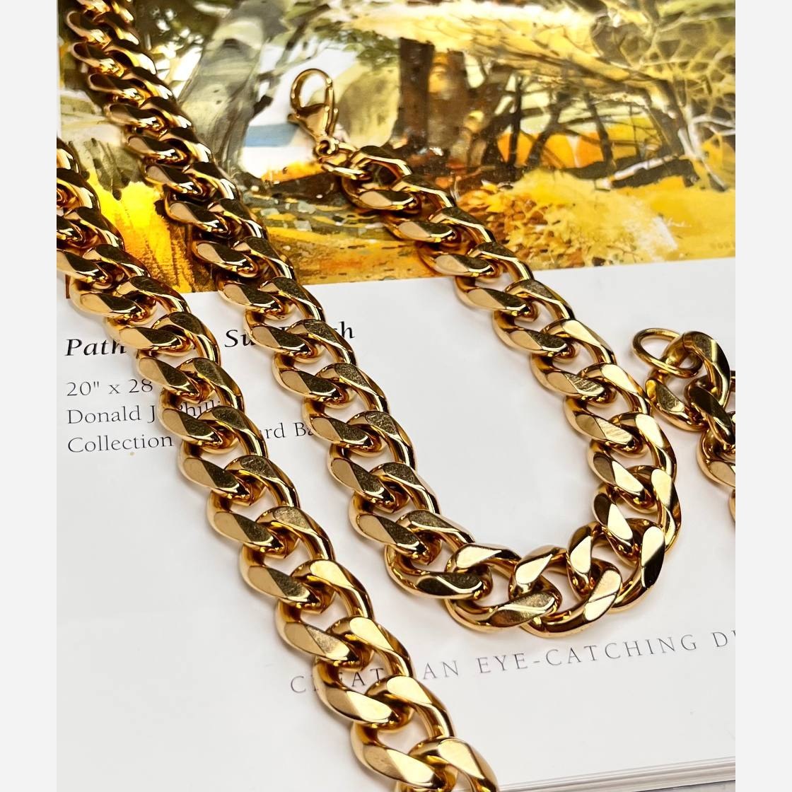 گردنبند مردانه مدل کارتیه Cartier جنس استیل عیار 316 رنگ  ثابت  کد ztk (پس کرایه)