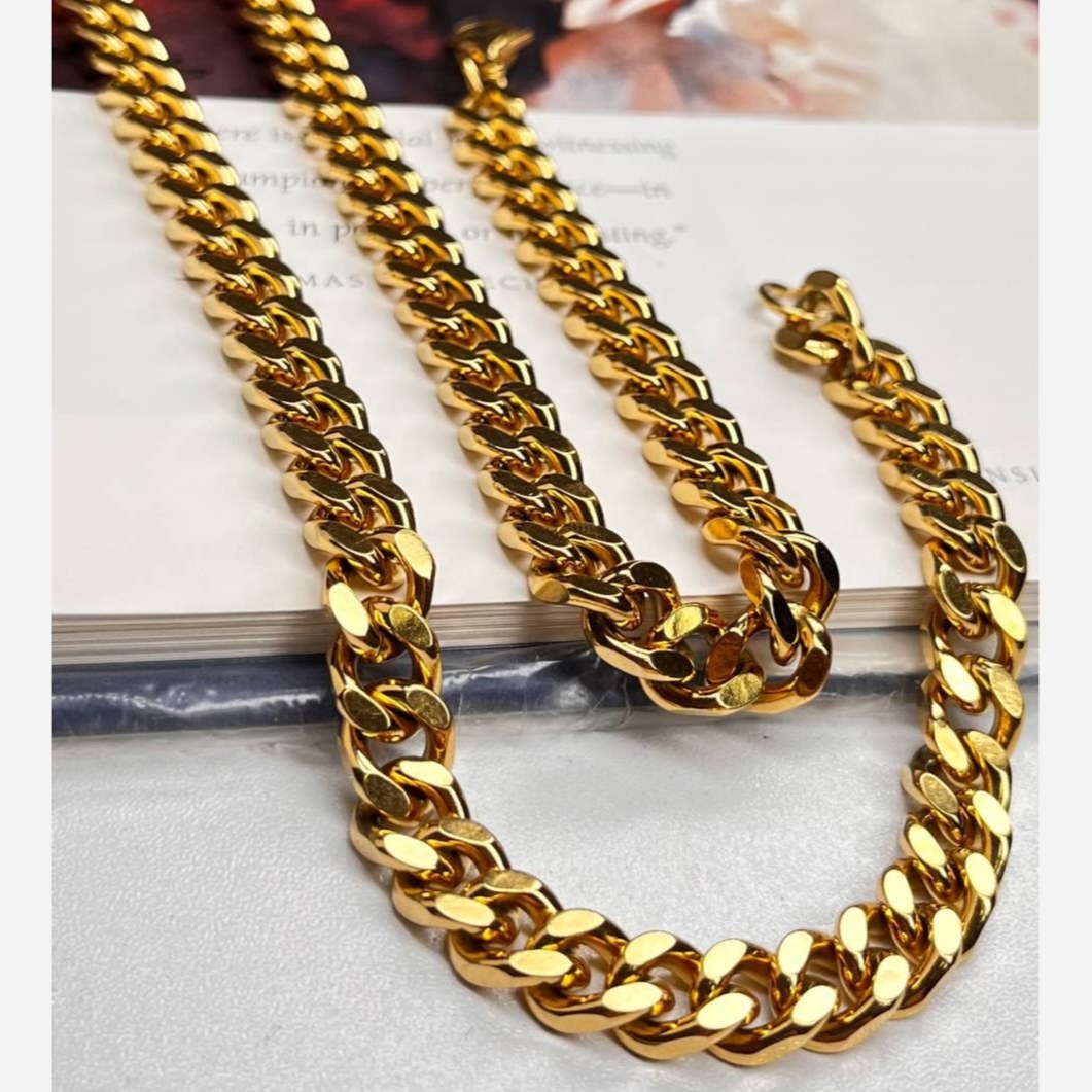 گردنبند مردانه مدل کارتیه Cartier جنس استیل عیار 316 رنگ کاملا ثابت کد ztk (پس کرایه)