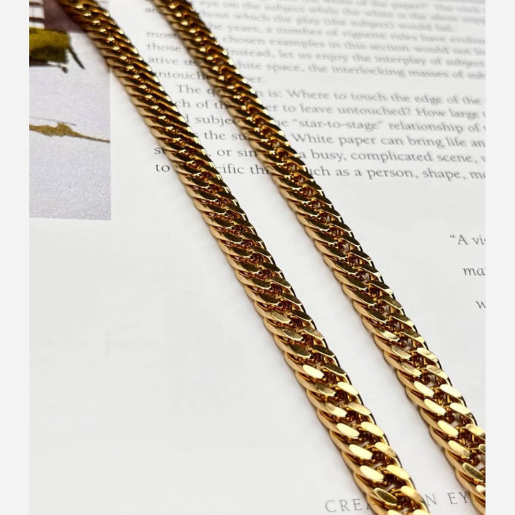 گردنبند مردانه مدل کارتیه Cartier جنس استیل عیار 316 رنگ ثابت کد ztk (پس کرایه)