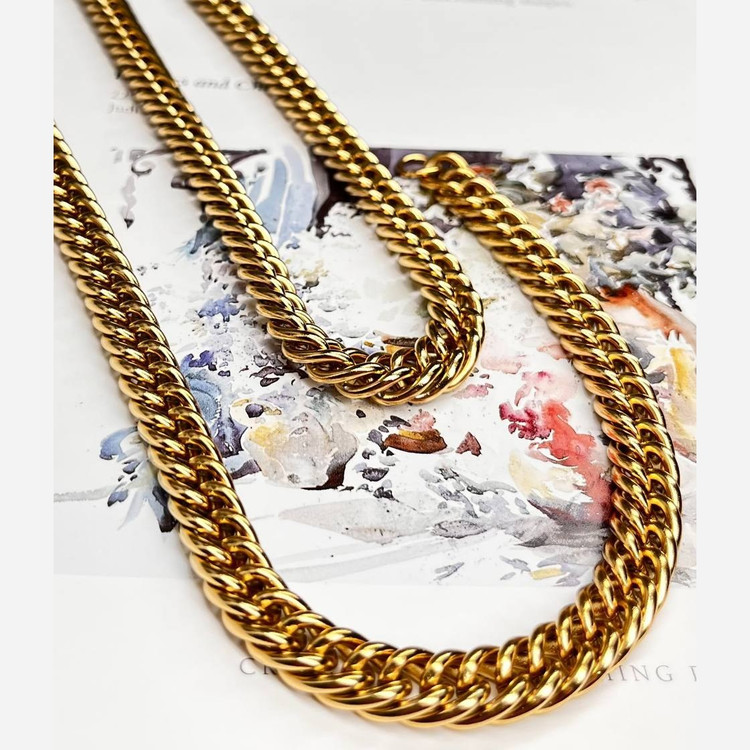 گردنبند مردانه مدل کارتیه Cartier جنس استیل عیار 316 رنگ ثابت کد ztk (پس کرایه)