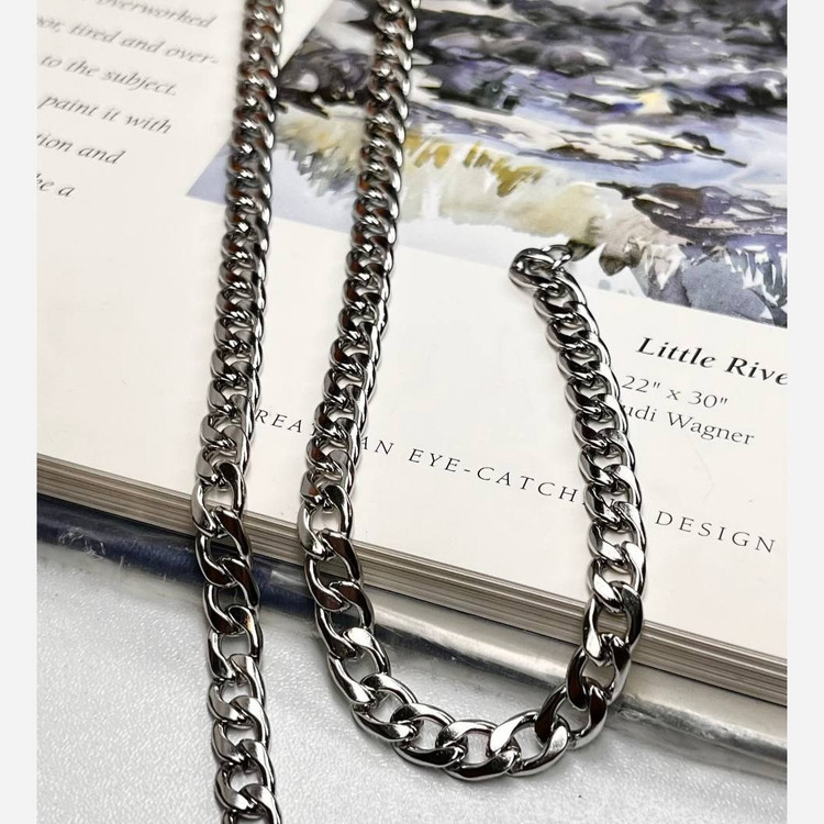 گردنبند مردانه طرح کارتیه Cartier جنس استیل عیار 316 رنگ ثابت کد ztk (پس کرایه)