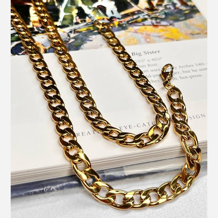 گردنبند مردانه طرح کارتیه Cartier جنس استیل عیار 316 رنگ ثابت کد ztk (پس کرایه)