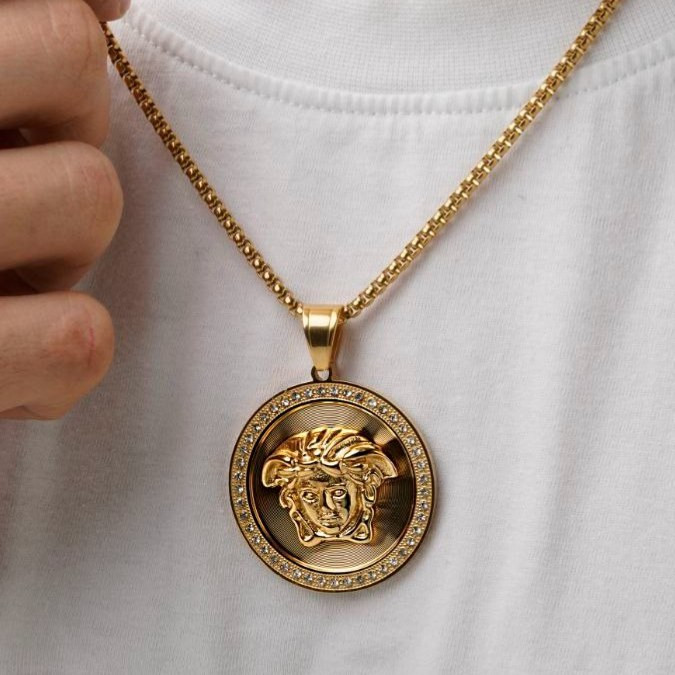 گردنبند های اسپرت طرح ورساچه Versace نگین کاری شده رنگ ثابت کد zsm (پس کرایه)