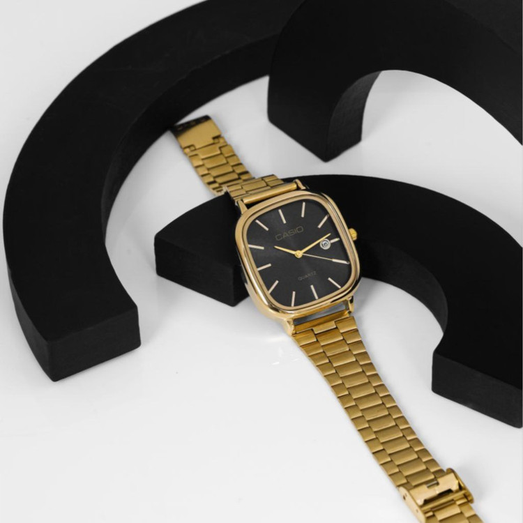 ساعت کاسیو Casio اسپرت استیل تقویم دار و دارای تنظیم بند ساعت رنگ ثابت کد zmp (پس کرایه)