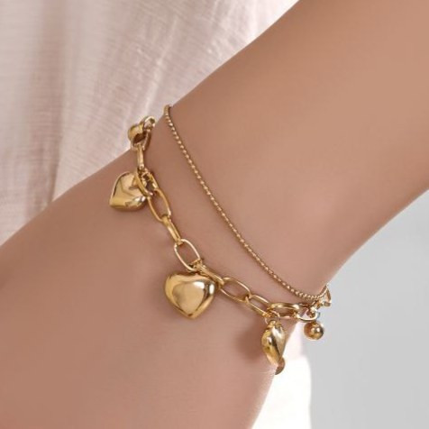 دستبند زنانه دولاین طرح ورساچه Versace،کارتیه Cartier،نگین کاری شده فری سایز freesize رنگ ثابت کد zmp (پس کرایه)