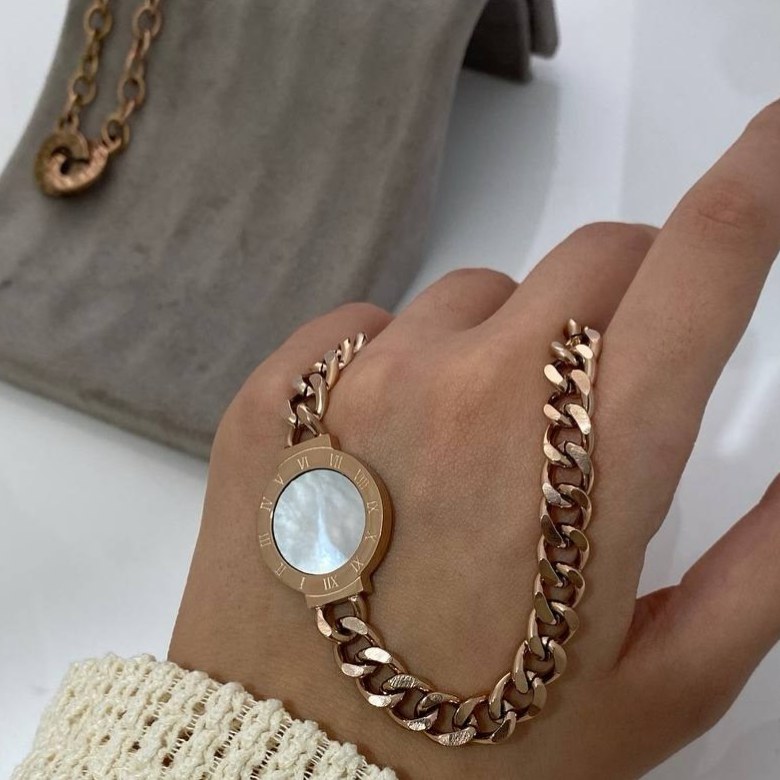 گردنبند زنانه طرح کارتیه Cartier فری سایز Freesize رنگ کاملا ثابت کد tj (پس کرایه)