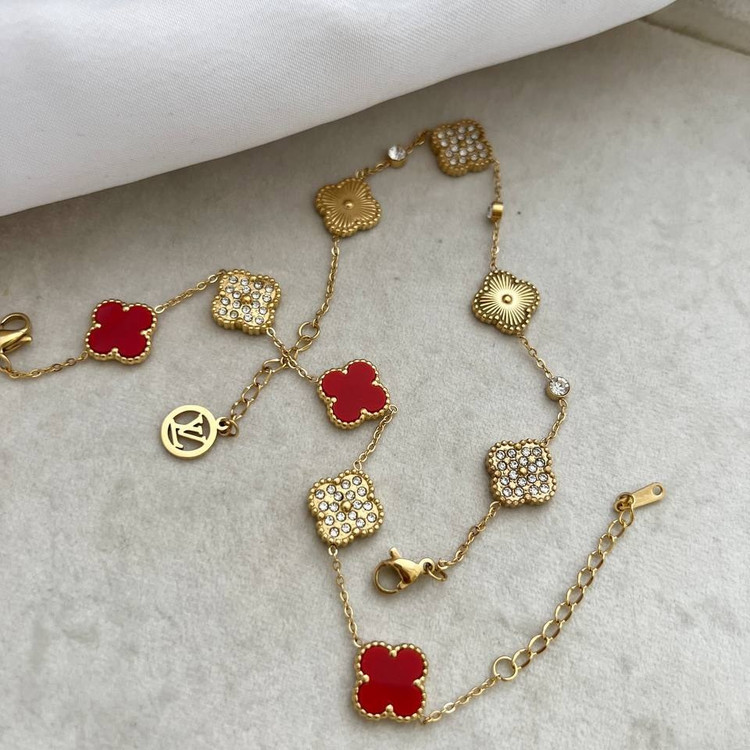 دستبند زنانه طرح ونکلیف Van Cleef فری سایز Freesize رنگ کاملا ثابت کد tj (پس کرایه)
