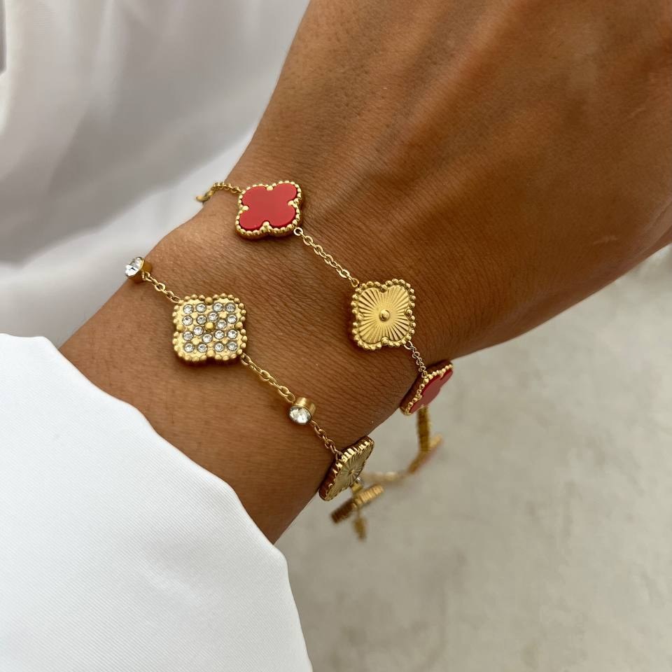 دستبند زنانه طرح ونکلیف Van Cleef فری سایز Freesize رنگ کاملا ثابت کد tj (پس کرایه)