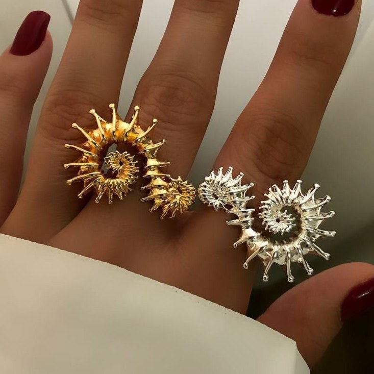انگشتر زنانه مینیمال طرح اسب دریایی فری سایز Freesize رنگ کاملا ثابت کد sm (پس کرایه)