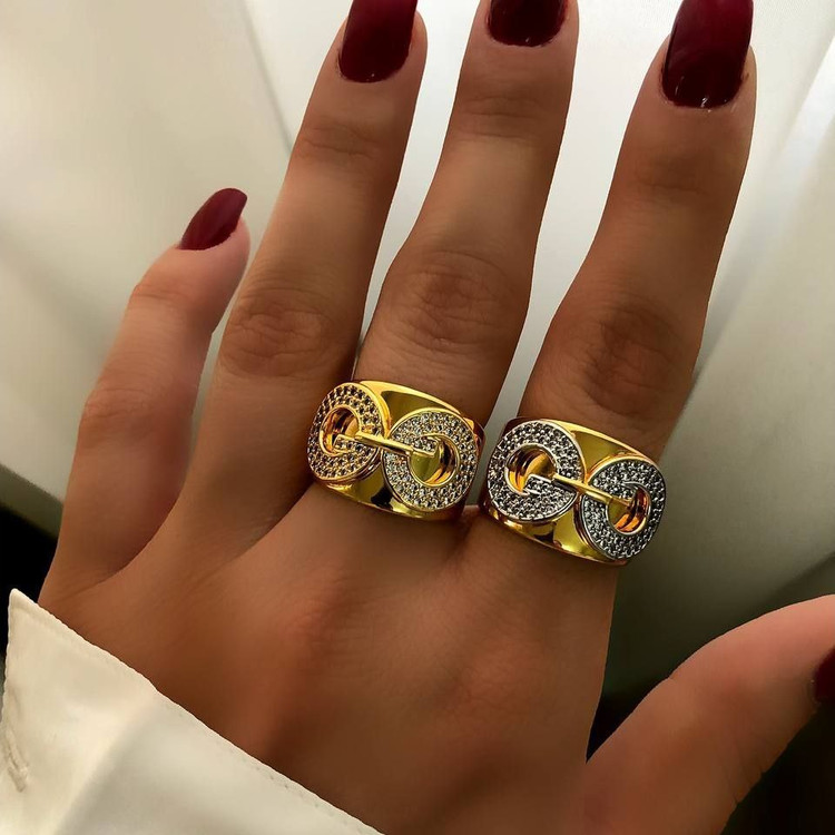 انگشتر زنانه نگین دار طرح شنل CHANEL فری سایز Freesize رنگ کاملا ثابت کد sm (پس کرایه)