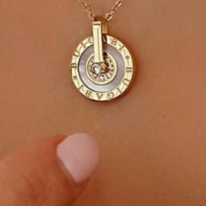 گردنبند و آویز زنانه آبکاری نقره تنوع طرح رنگ کاملا ثابت کد bn (پس کرایه)
