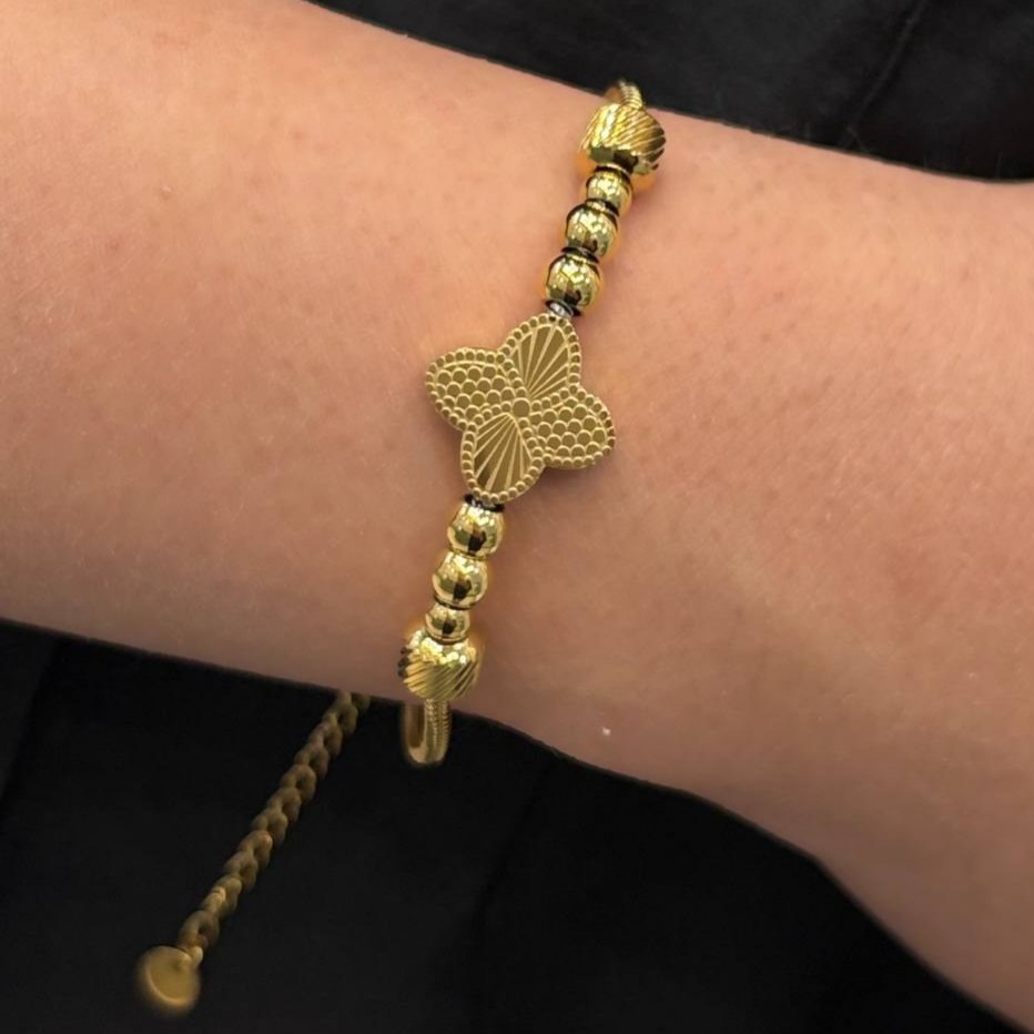 دستبند استیل زنانه زنجیری طرح گوی و آویز وسط گل تنوع طرح رنگ کاملا ثابت کد gy (پس کرایه) (پس کرایه)