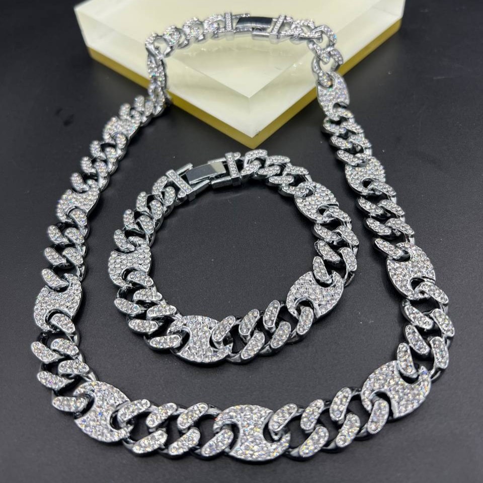 ست گردنبند و دستبند نگین جواهری فول نگین Chain نقره ای رنگ کاملا ثابت کد el (پس کرایه)