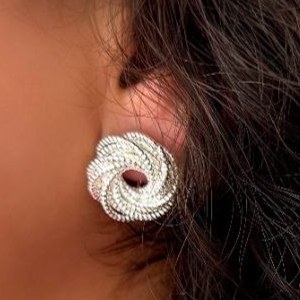 گوشواره آبکاری نقره زنانه طرح دایره ای رنگ کاملا ثابت کد sm (پس کرایه)