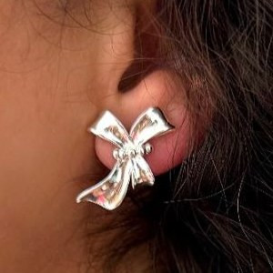 گوشواره آبکاری نقره زنانه طرح پاپیون تنوع طرح رنگ کاملا ثابت کد sm (پس کرایه)