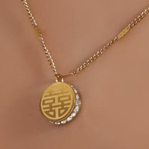 گردنبند و آویز استیل جواهری زنانه طرح گلد GOLD تنوع طرح طرح رنگ کاملا ثابت کد mp (پس کرایه)