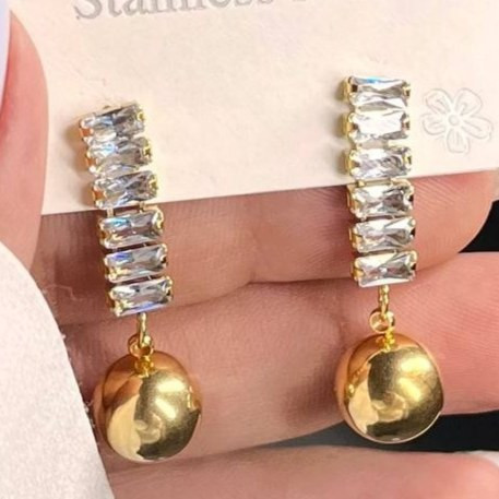 گوشواره استیل زنانه طرح نگین تنیسی گوی آویز رنگ ثابت کد tk (پس کرایه)
