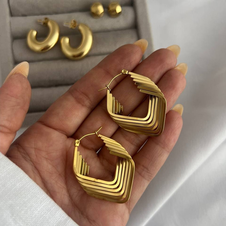 گوشواره استیل زنانه طرح لوزی تنوع طرح رنگ ثابت کد tj (پس کرایه)