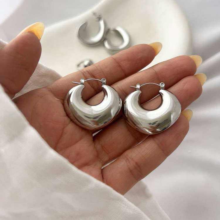 گوشواره استیل زنانه طرح مینیمال گوی تنوع طرح رنگ ثابت و ضد حساسیت کد tj (پس کرایه)
