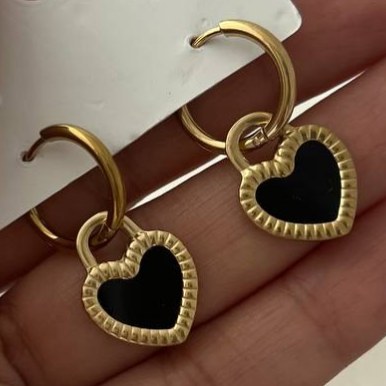گوشواره استیل زنانه طرح قلب آویز رنگ ثابت و ضد حساسیت کد tj (پس کرایه)