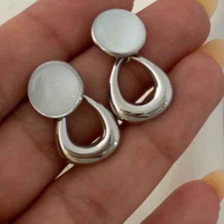 گوشواره استیل زنانه طرح دایره آویز رنگ ثابت و ضد حساسیت کد tj (پس کرایه)