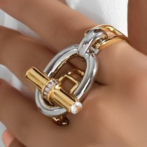 ست دستبند و انگشتر طرح جواهری زنانه طرح هرمس طلایی نقره ای رنگ ثابت کد mp (پس کرایه)