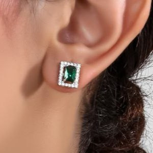 نیم ست گردنبند و گوشواره جواهری نگین کاری مخراج طرح مربع رنگ ثابت کد mp (پس کرایه)