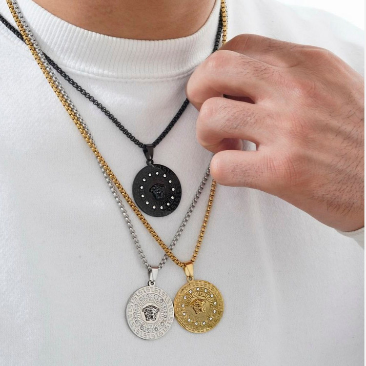گردنبند و آویز پلاک استیل مردانه طرح ورساچ Versace تنوع طرح رنگ ثابت کد sm (پس کرایه)