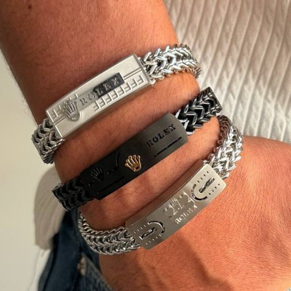 دستبند استیل مردانه پلاک دار طرح رولکس Rolex رنگ ثابت کد sm (پس کرایه)