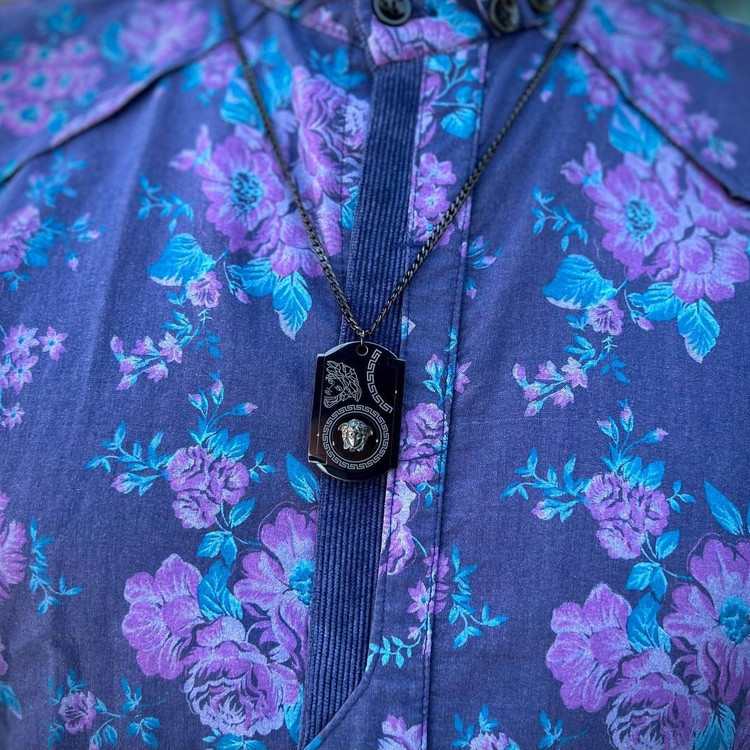 گردنبند و آویز پلاک استیل مردانه طرح ورساچ Versace تنوع طرح رنگ ثابت کد gy (پس کرایه)