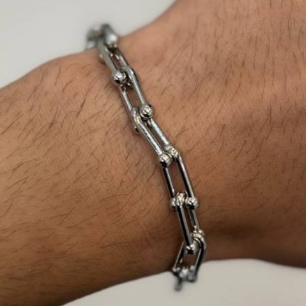 دستبند استیل مردانه طرح تیفانی سیلور رنگ ثابت کد gy (پس کرایه)