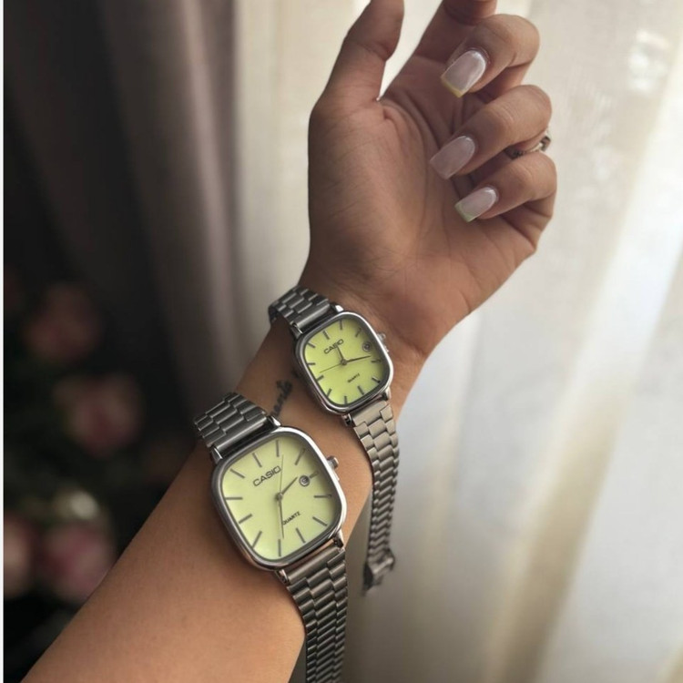 ست ساعت مچی زنانه و مردانه برند صفحه سبز کاسیو Casio رنگ ثابت کد sm (پس کرایه)
