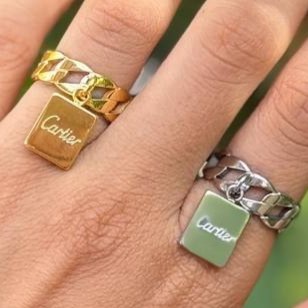 انگشتر استیل زنانه طرح آویز کارتیر Cartier رنگ ثابت کد sm (پس کرایه)