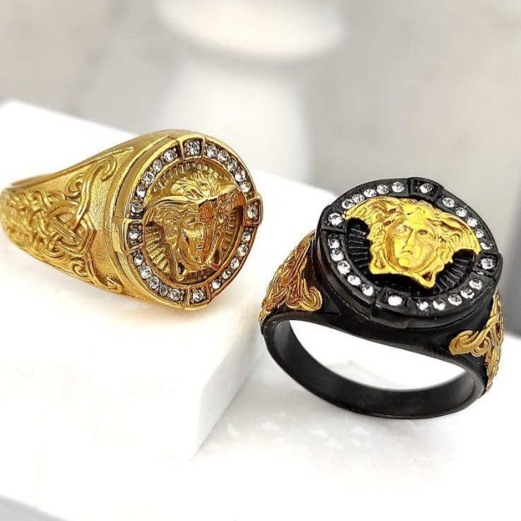 انگشتر استیل مردانه طرح ورساچ Versace نگین دار رنگ ثابت و ضد حساسیت کد mp (پس کرایه)
