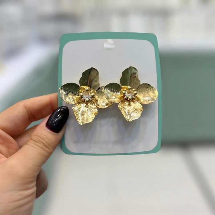 گوشواره آبکاری نقره زنانه طرح گل مینیمال 4 گلبرگ رنگ ثابت کد gy (پس کرایه)