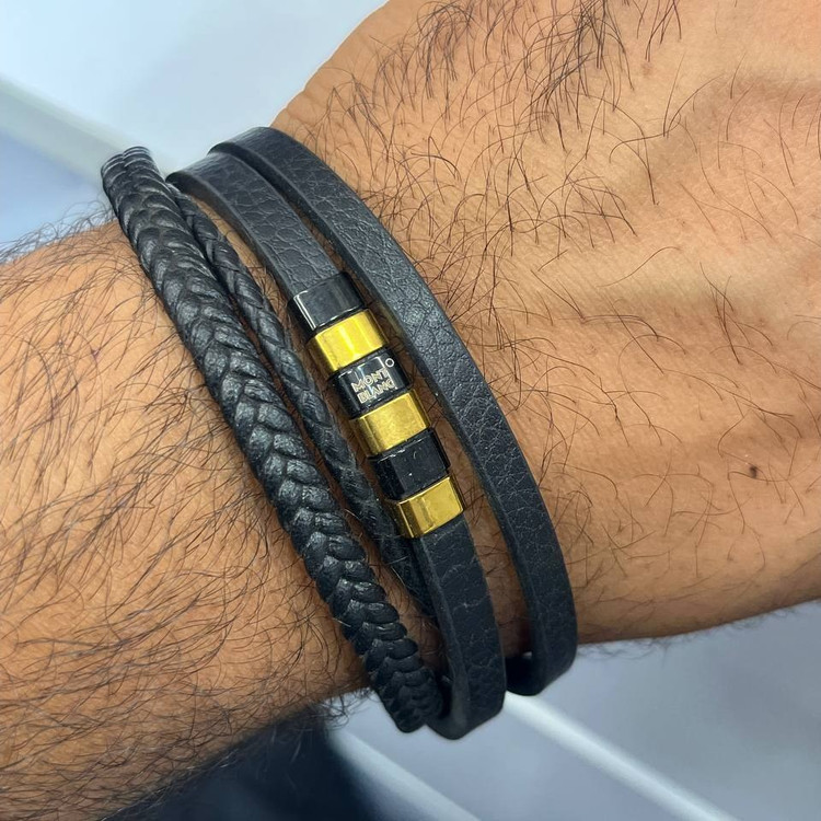 دستبند چرمی قفل و پلاک استیل مردانه کارتیر Cartier قهوه ای کیفیت چرم عالی تنوع طرح رنگ ثابت کدbn (پس کرایه)
