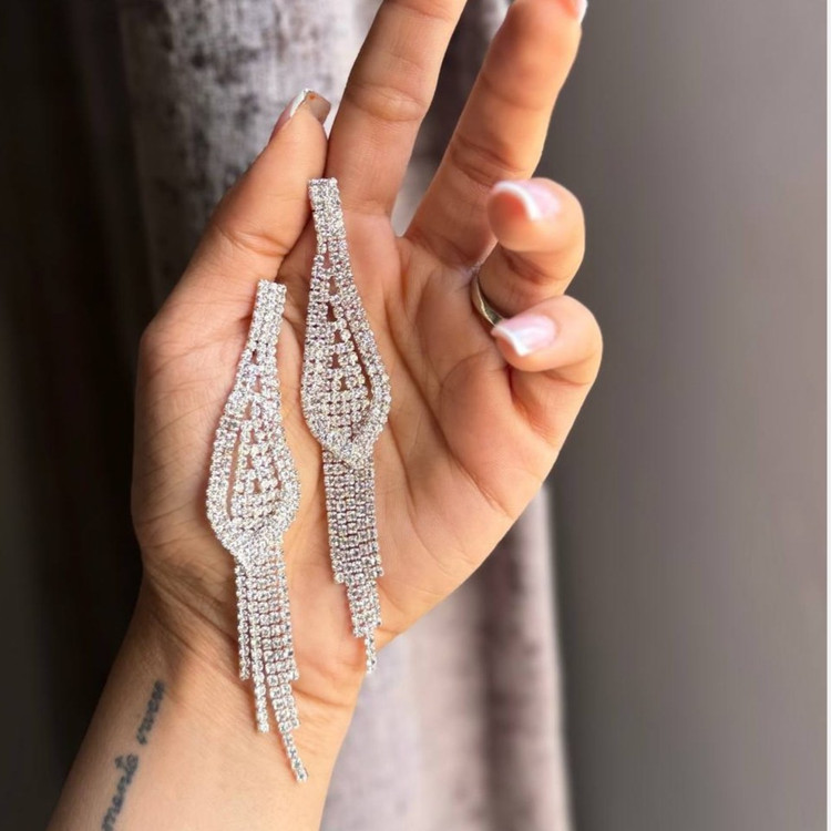 گوشواره طرح جواهری طرح تنیسی لوزی فول نگین تنوع طرح رنگ ثابت کد sm (پس کرایه)