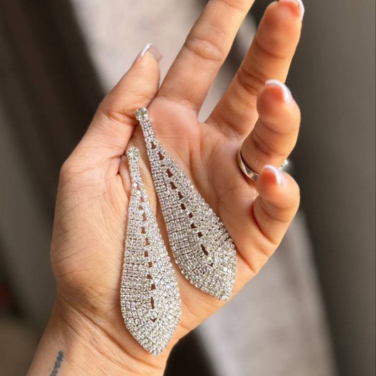گوشواره طرح جواهری طرح تنیسی دایره نگین تنوع طرح رنگ ثابت کد sm (پس کرایه)