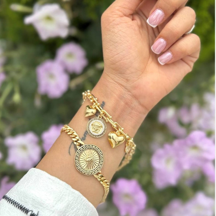 دستبند زنانه زنجیری طرح ورساچه Versace در دو مدل رنگ ثابت کد sm (پس کرایه)
