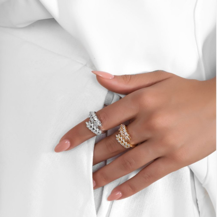 انگشتر طرح جواهری زنانه طرح نگین گندمی فری سایز Free size تنوع طرح رنگ ثابت کد mp (پس کرایه)