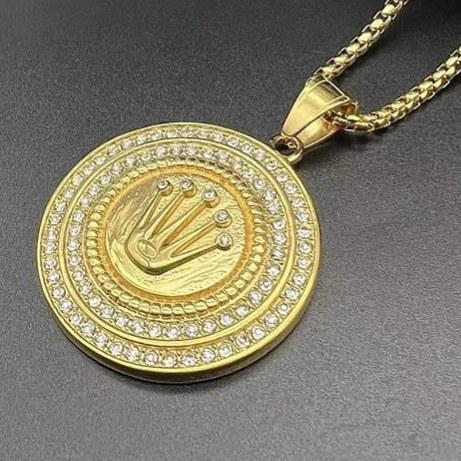 گردنبند و آویز پلاک فول نگین طرح رولکس Rolex رنگ ثابت کد vn (پس کرایه)