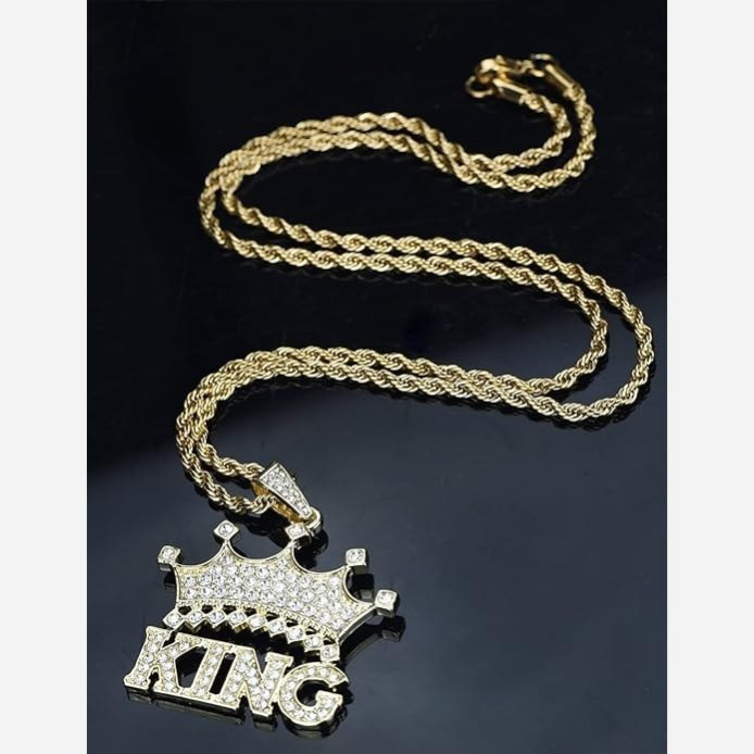 گردنبند و آویز پلاک فول نگین طرح تاج کینگ KING رنگ ثابت کد vn (پس کرایه)