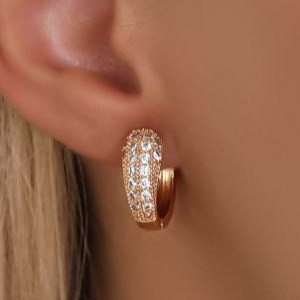 گوشواره طرح جواهری زنانه طرح اشکی نگین رنگ ثابت کد mp (پس کرایه)