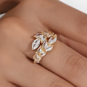 انگشتر طرح جواهری زنانه طرح برگ نگین گل فری سایز Freesize رنگ ثابت کد mp (پس کرایه)