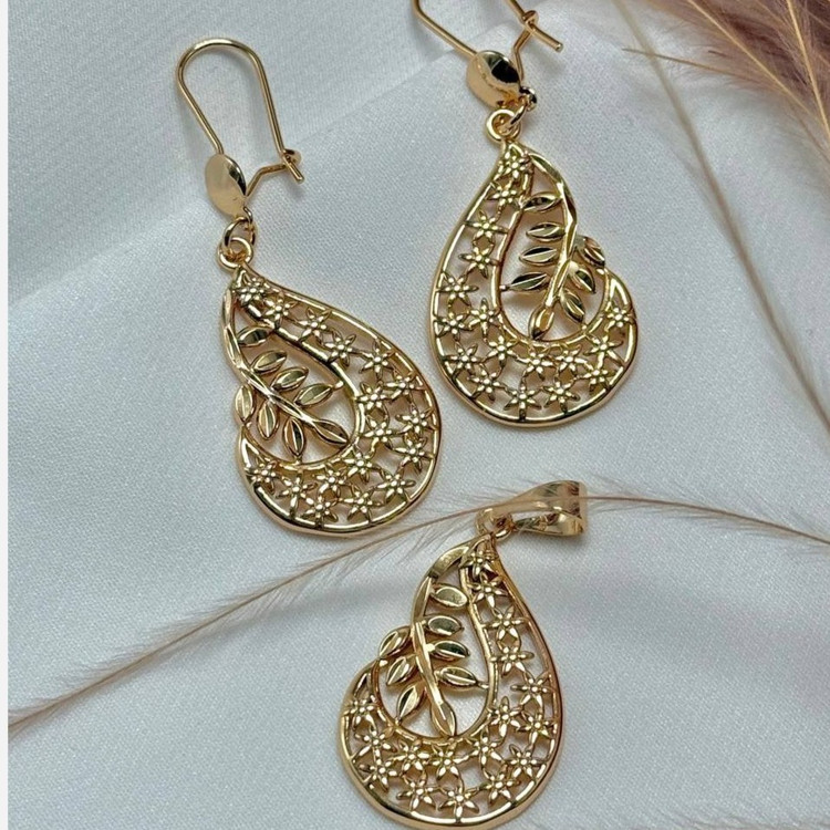 نیم ست گردنبند و گوشواره ژوپینگ زنانه طرح پروانه نگین تنوع طرح رنگ ثابت کد sm (پس کرایه)