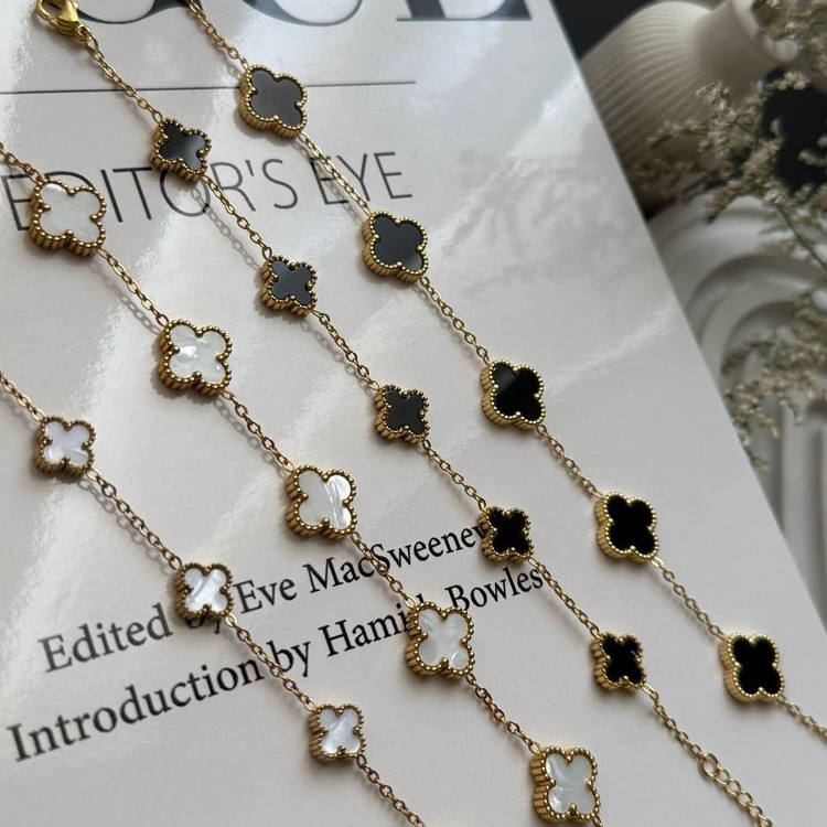 دستبند استیل زنانه طرح گل ونکلیف Vancleef رنگی تنوع رنگ رنگ ثابت کد sm (پس کرایه)
